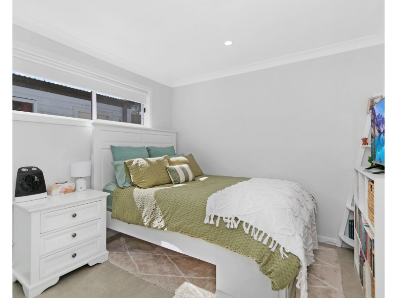68 & 68A Penrose Crescent, South Penrith NSW 2750