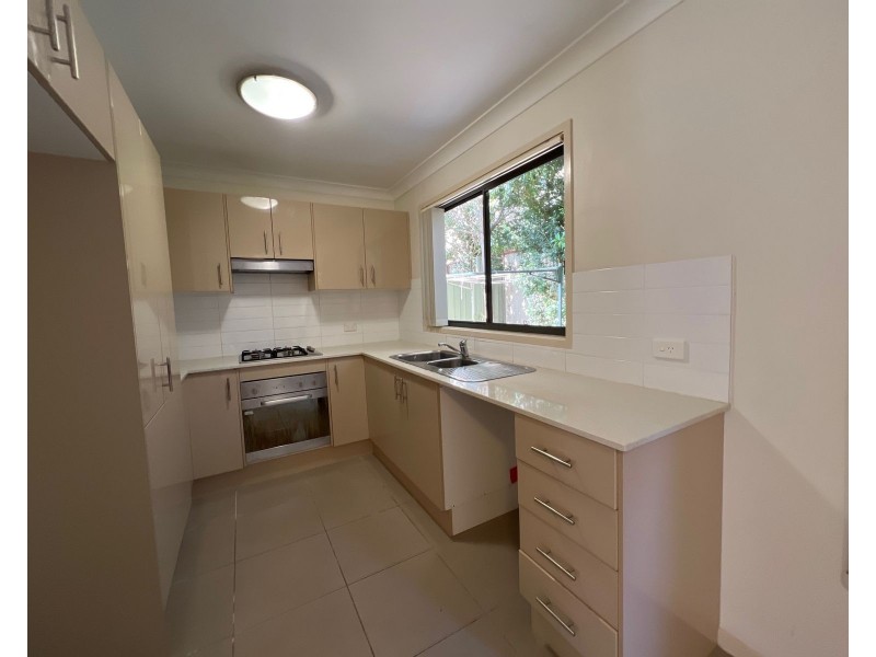 10/32 Luttrell Street, Glenmore Park NSW 2745