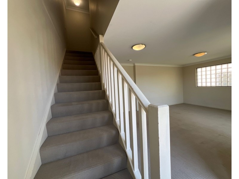 1/32 Luttrell Street, Glenmore Park NSW 2745