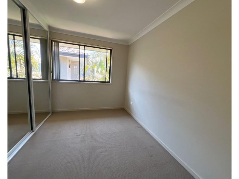 1/32 Luttrell Street, Glenmore Park NSW 2745