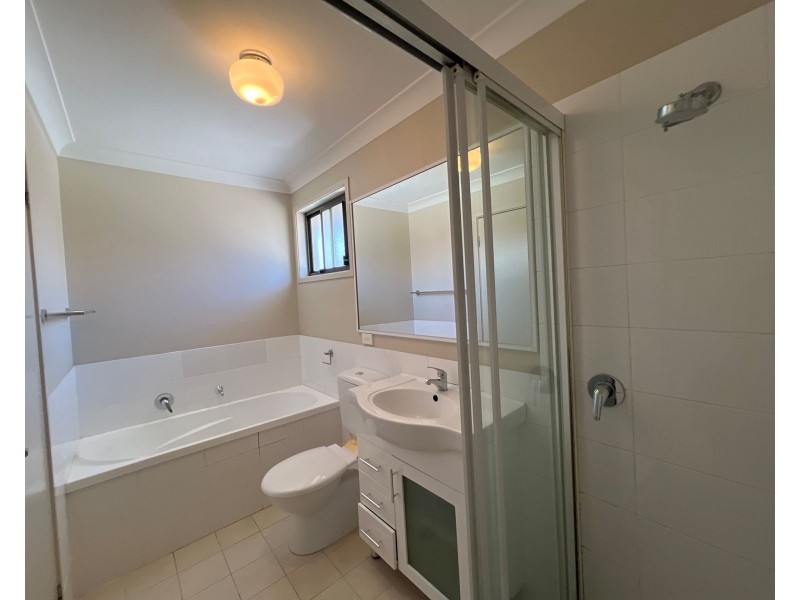 1/32 Luttrell Street, Glenmore Park NSW 2745