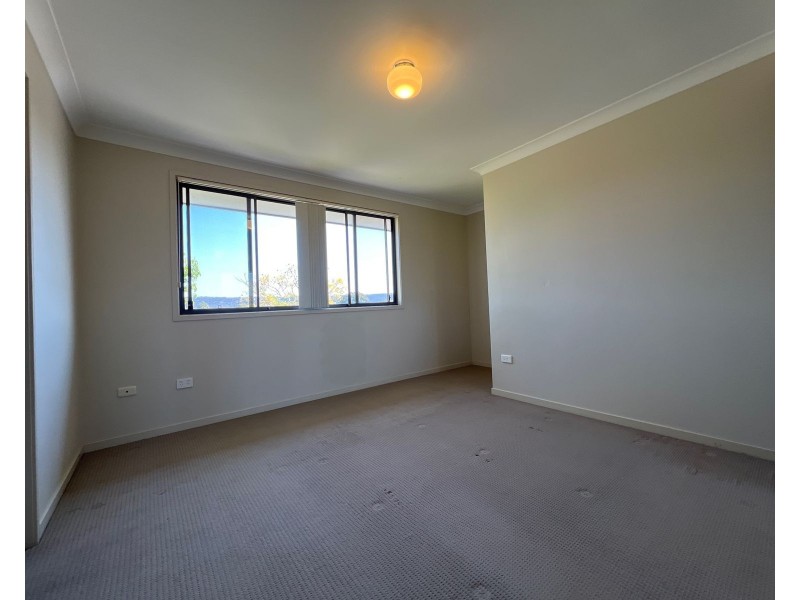 1/32 Luttrell Street, Glenmore Park NSW 2745