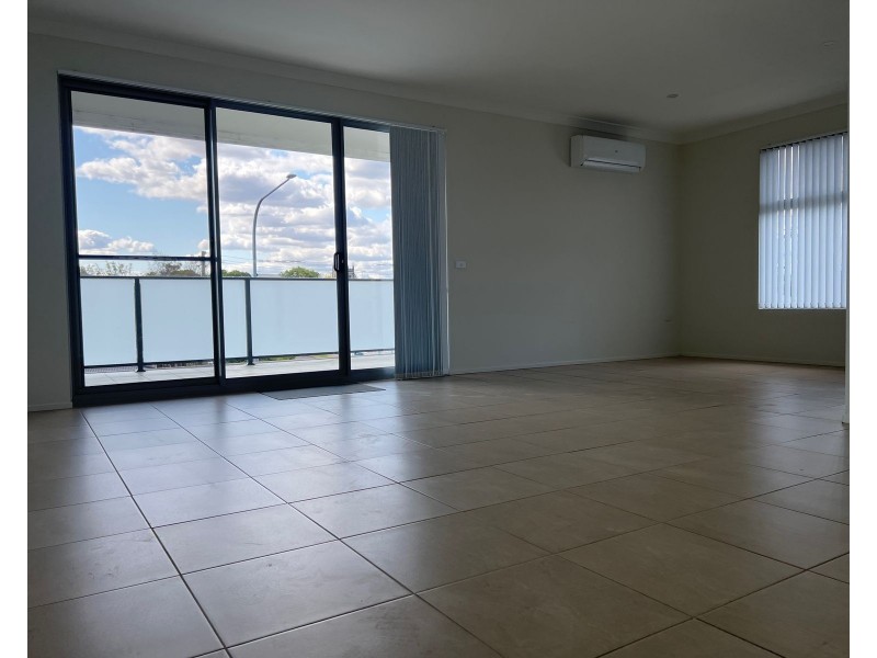 17/108 Lethbridge Street, Penrith NSW 2750