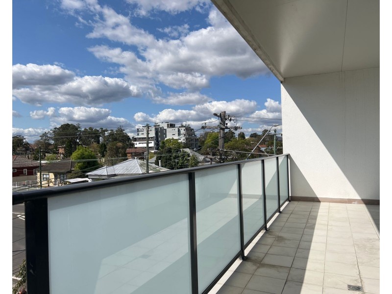 17/108 Lethbridge Street, Penrith NSW 2750