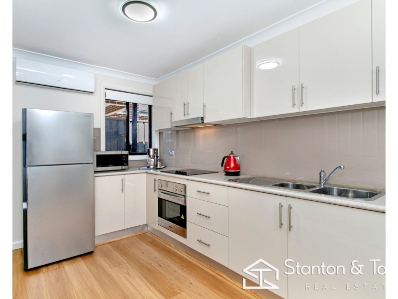 4/29 Pembroke Street, Cambridge Park NSW 2747