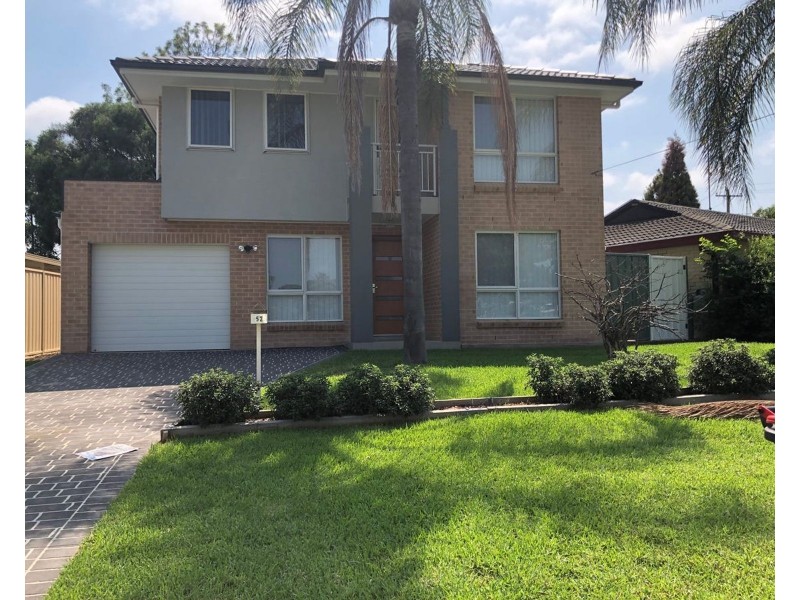 52 Greenway Drive, South Penrith NSW 2750