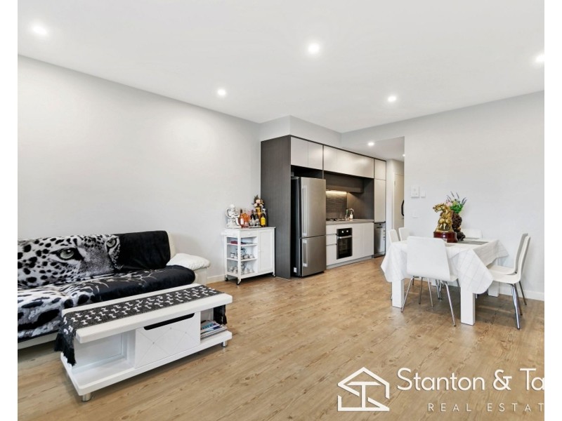 103/81A Lord Sheffield Circuit, Penrith NSW 2750