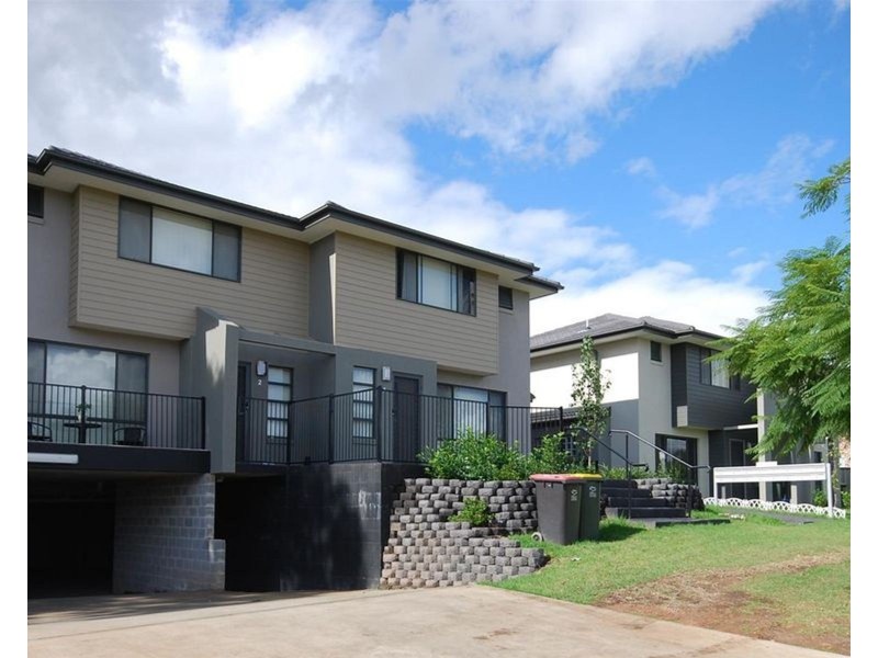 2/32 Luttrell Street, Glenmore Park NSW 2745