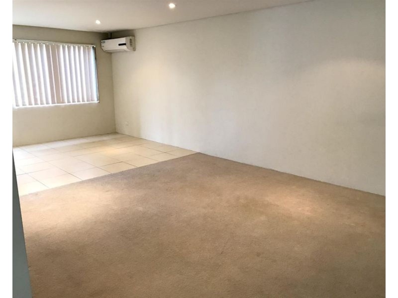 21/7-9 Regentville Road, Penrith NSW 2750