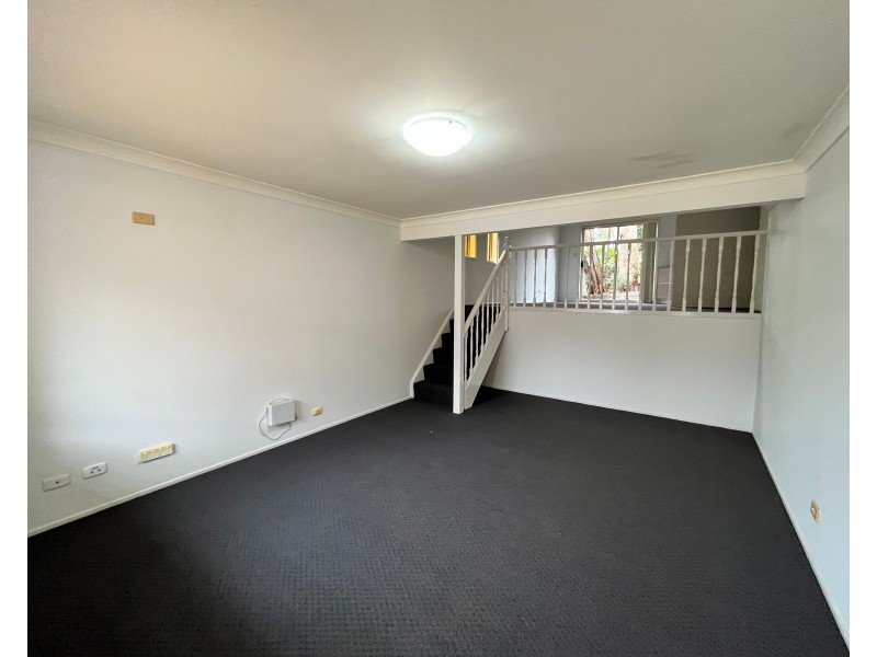 7/204 Derby Street, Penrith NSW 2750