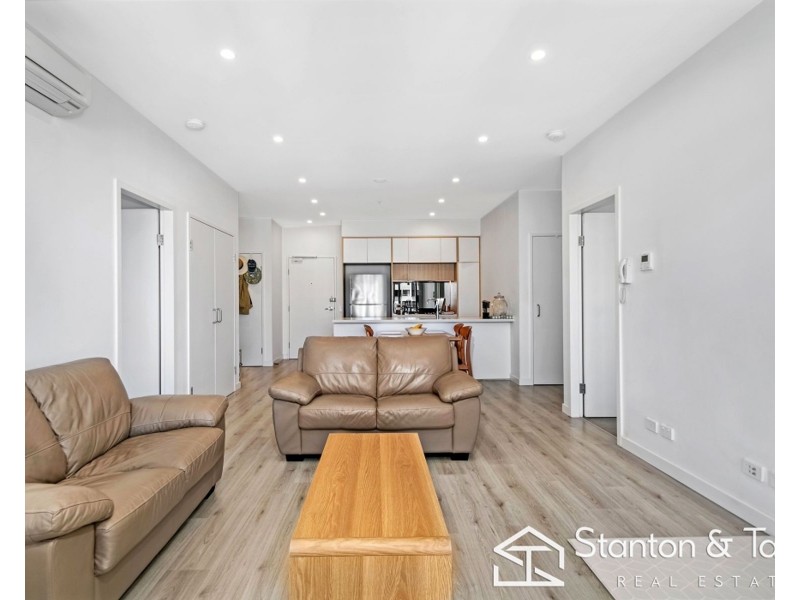 610/8 Aviators Way, Penrith NSW 2750