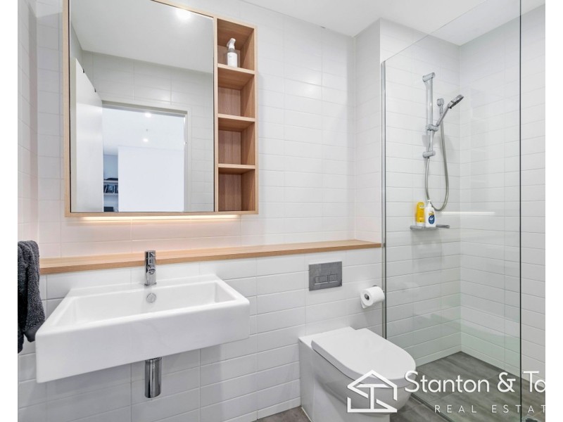 610/8 Aviators Way, Penrith NSW 2750