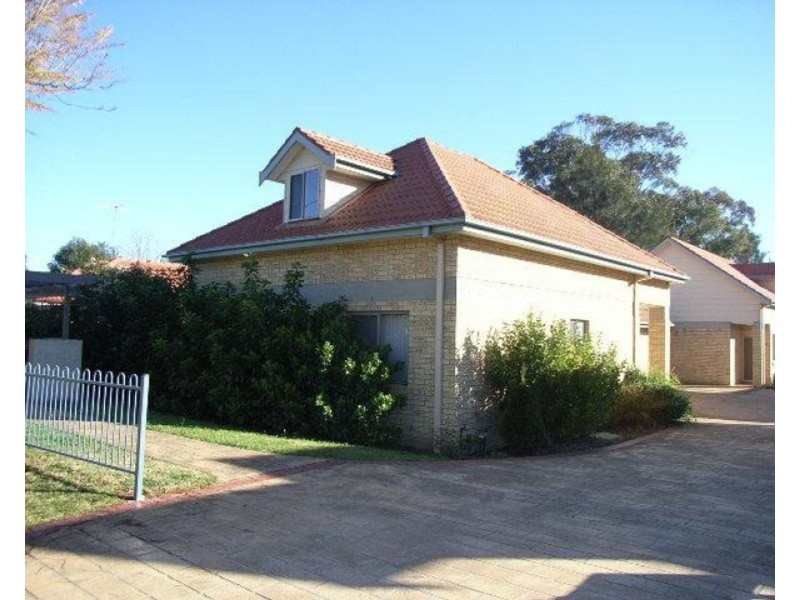 9/41 Jamison Road, Kingswood NSW 2340