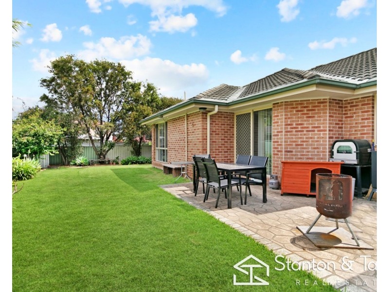 4 Hillside Circuit, Cranebrook NSW 2749