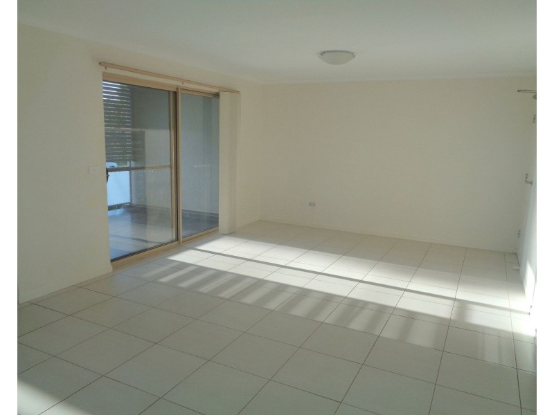 27/8 Colless Street, Penrith NSW 2750