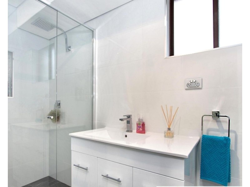 18 Allard Street, Penrith NSW 2750