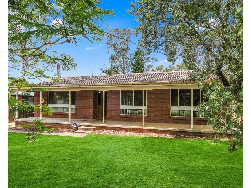 24 Rugby Street, Cambridge Park NSW 2747