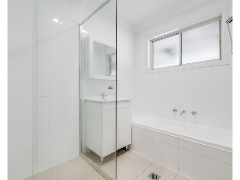 24 Rugby Street, Cambridge Park NSW 2747