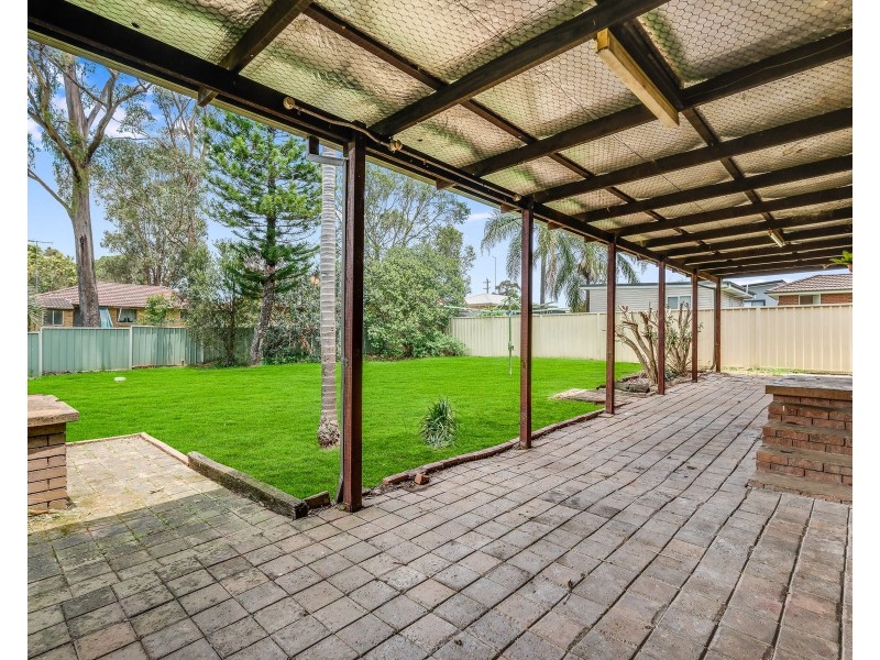 24 Rugby Street, Cambridge Park NSW 2747