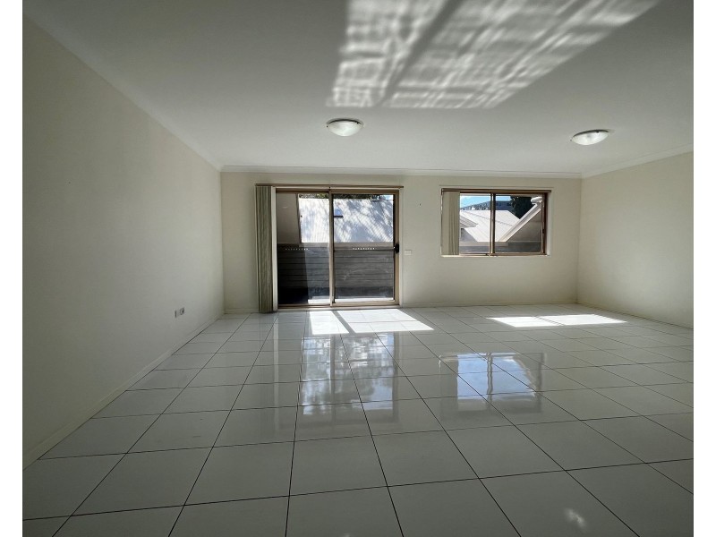 22/8 Colless Street, Penrith NSW 2750