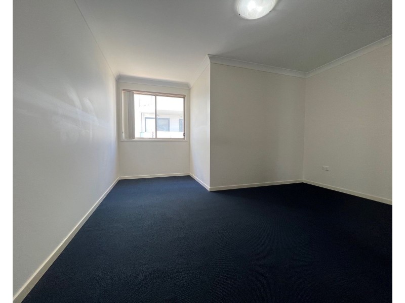 22/8 Colless Street, Penrith NSW 2750