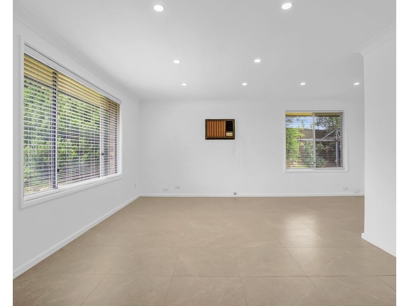 6 Nova Place, South Penrith NSW 2750