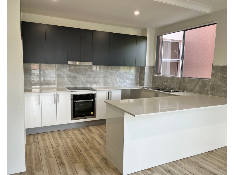 13/108 Lethbridge Street, Penrith NSW 2750