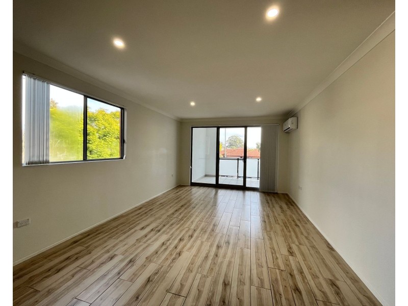 13/108 Lethbridge Street, Penrith NSW 2750