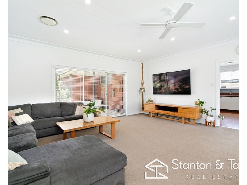 21 Coolabah Road, Valley Heights NSW 2777