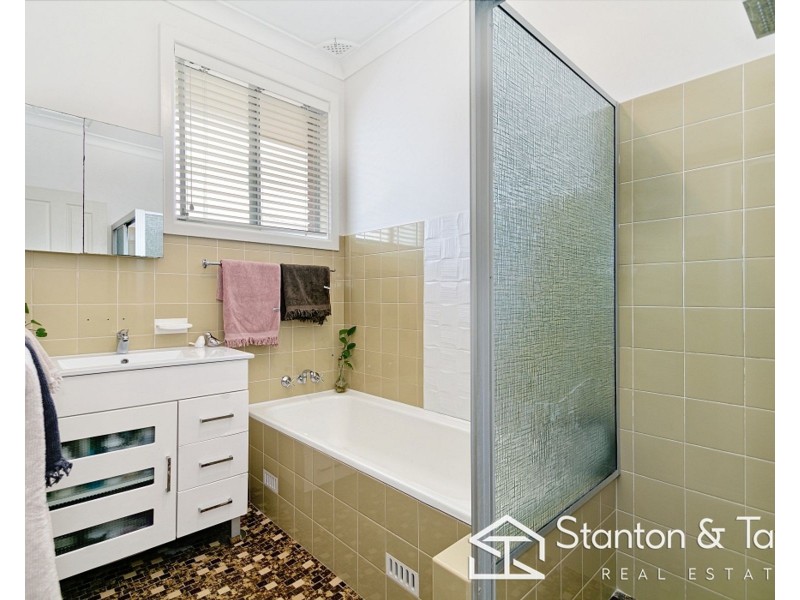 21 Coolabah Road, Valley Heights NSW 2777