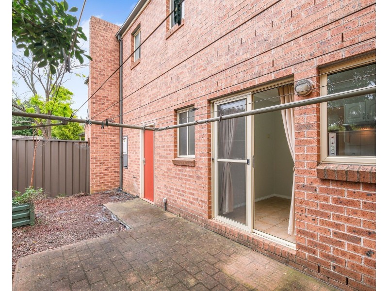 13/7-9 Bringelly Road, Kingswood NSW 2340