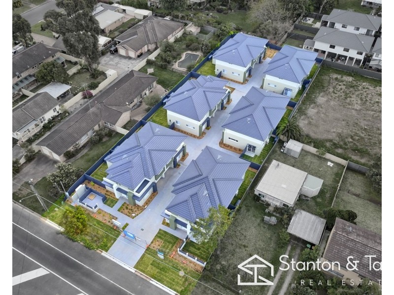 2/9 Gibson Avenue, Werrington NSW 2747