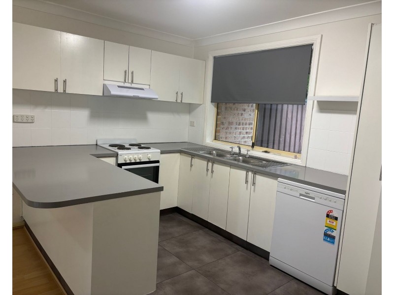 4/48-50 Richmond Road, Cambridge Park NSW 2747