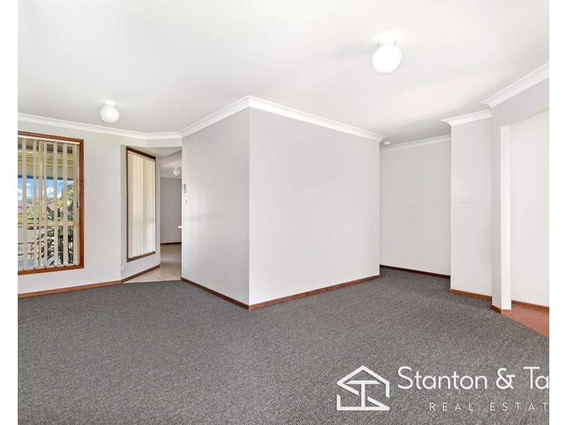 21 Sittella Place, Glenmore Park NSW 2745