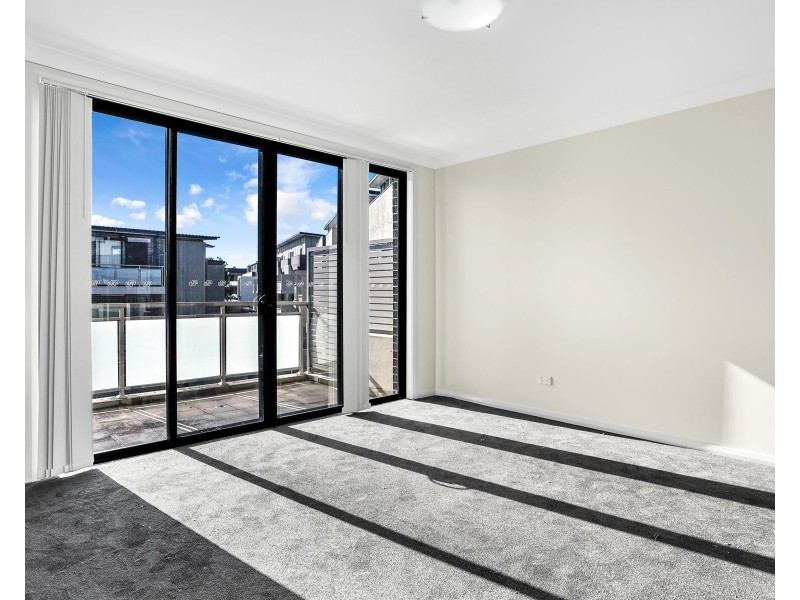 6/1 Glenmore Ridge Drive, Glenmore Park NSW 2745