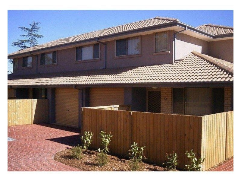 2/126-130 High Street, Penrith NSW 2750