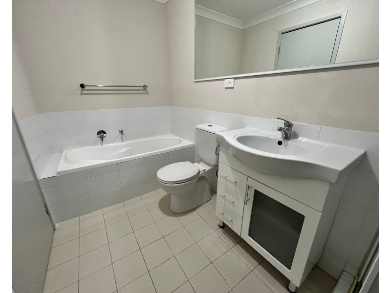 2/26 Luttrell Street, Glenmore Park NSW 2745