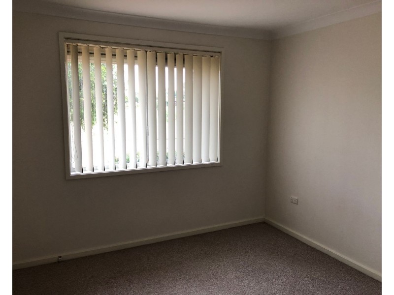 40 Greenway Drive, South Penrith NSW 2750