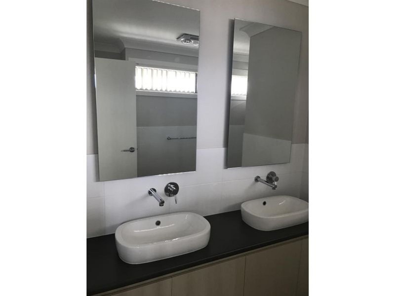 10 Cricketers Avenue, Penrith NSW 2750