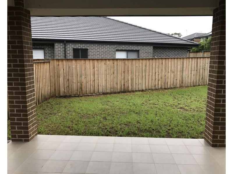 10 Cricketers Avenue, Penrith NSW 2750