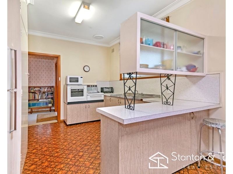 27 RUSSELL STREET, Emu Plains NSW 2750