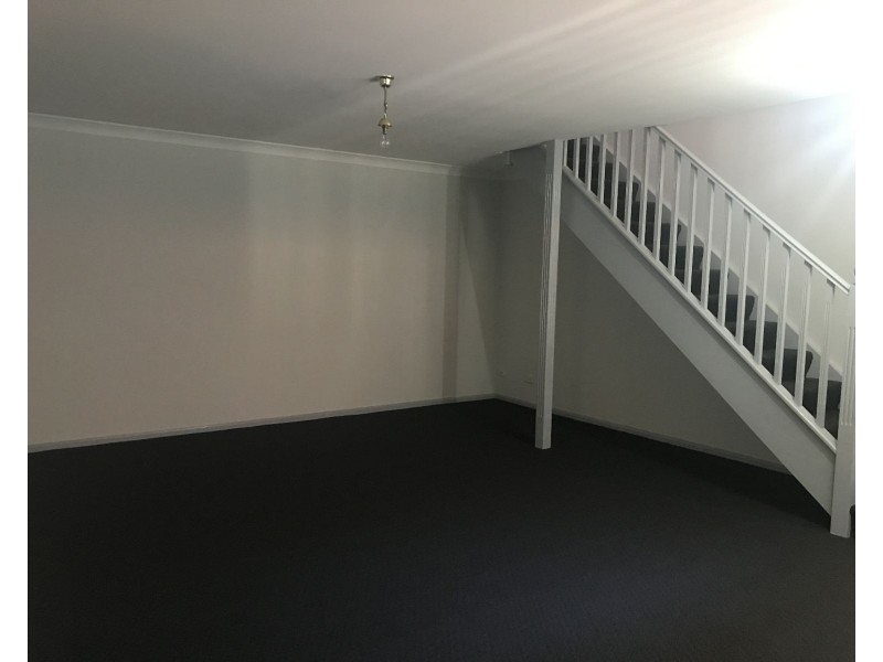 9/42 Mulgoa Road, Penrith NSW 2750