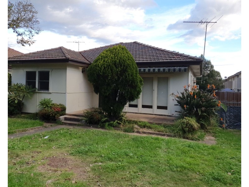 14 Rodgers Street, Kingswood NSW 2747
