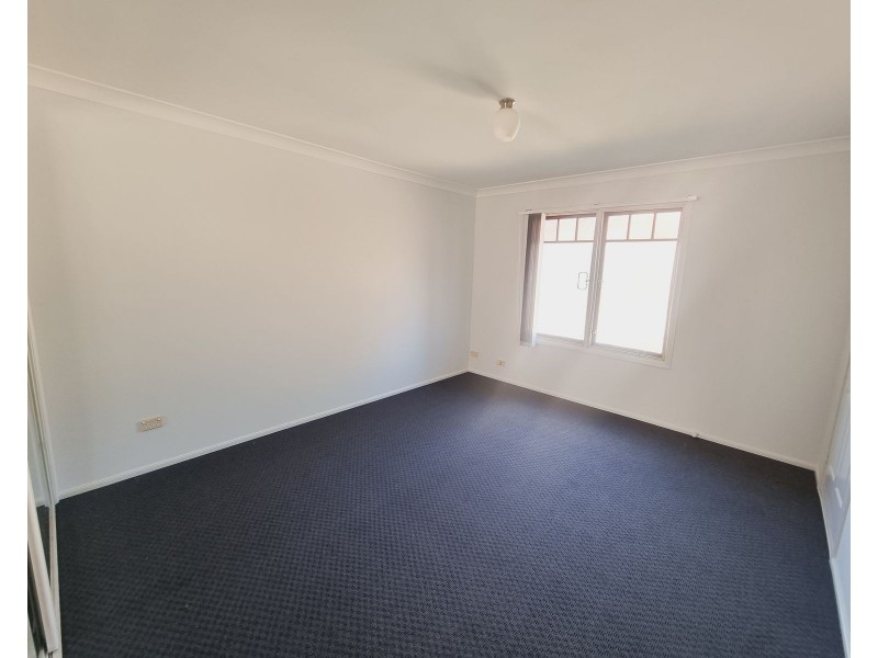 4/9-11 Thurston Street, Penrith NSW 2750
