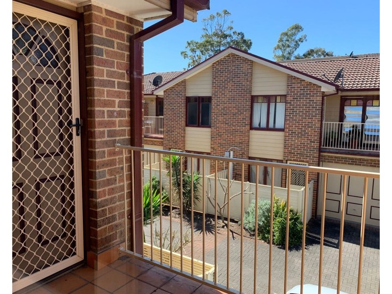 4/9-11 Thurston Street, Penrith NSW 2750