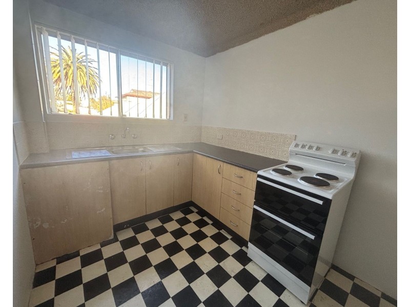 9/28-30 Castlereagh Street, Penrith NSW 2750