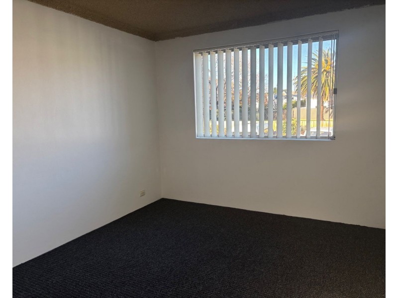 9/28-30 Castlereagh Street, Penrith NSW 2750