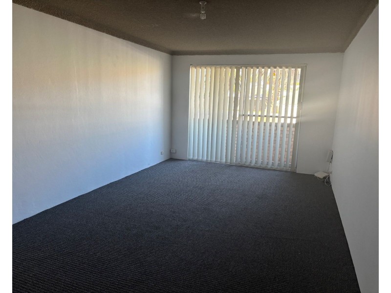 9/28-30 Castlereagh Street, Penrith NSW 2750