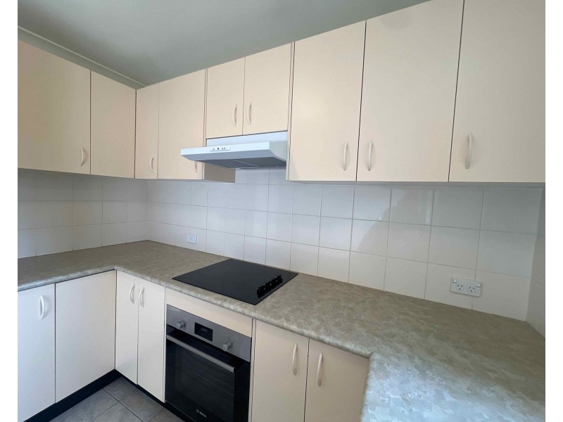 6/27-29 Robert Street, Penrith NSW 2750