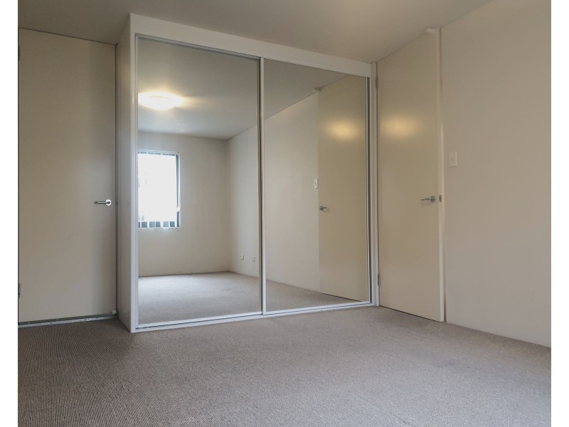 25/7-9 Regentville Road, Penrith NSW 2750